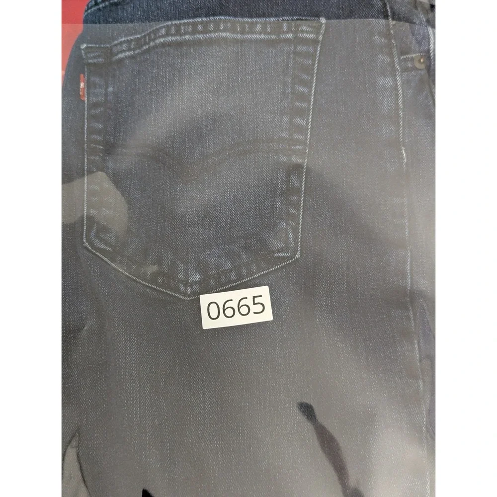 Levis 550 Relaxed Fit Jeans Mens 38x30 Dark Wash Indigo WaterLess